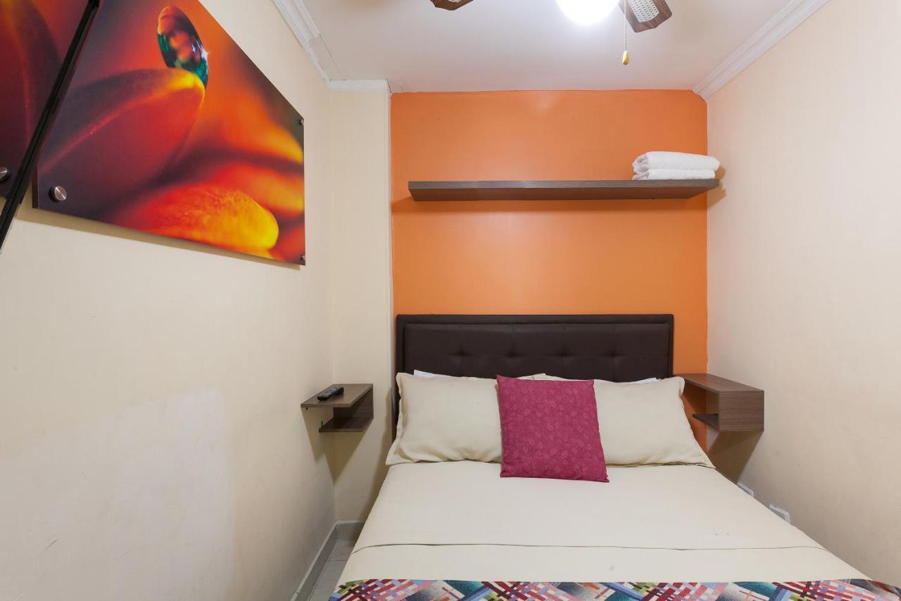 Apartamentos Laureles De La 70 Medellín Eksteriør billede