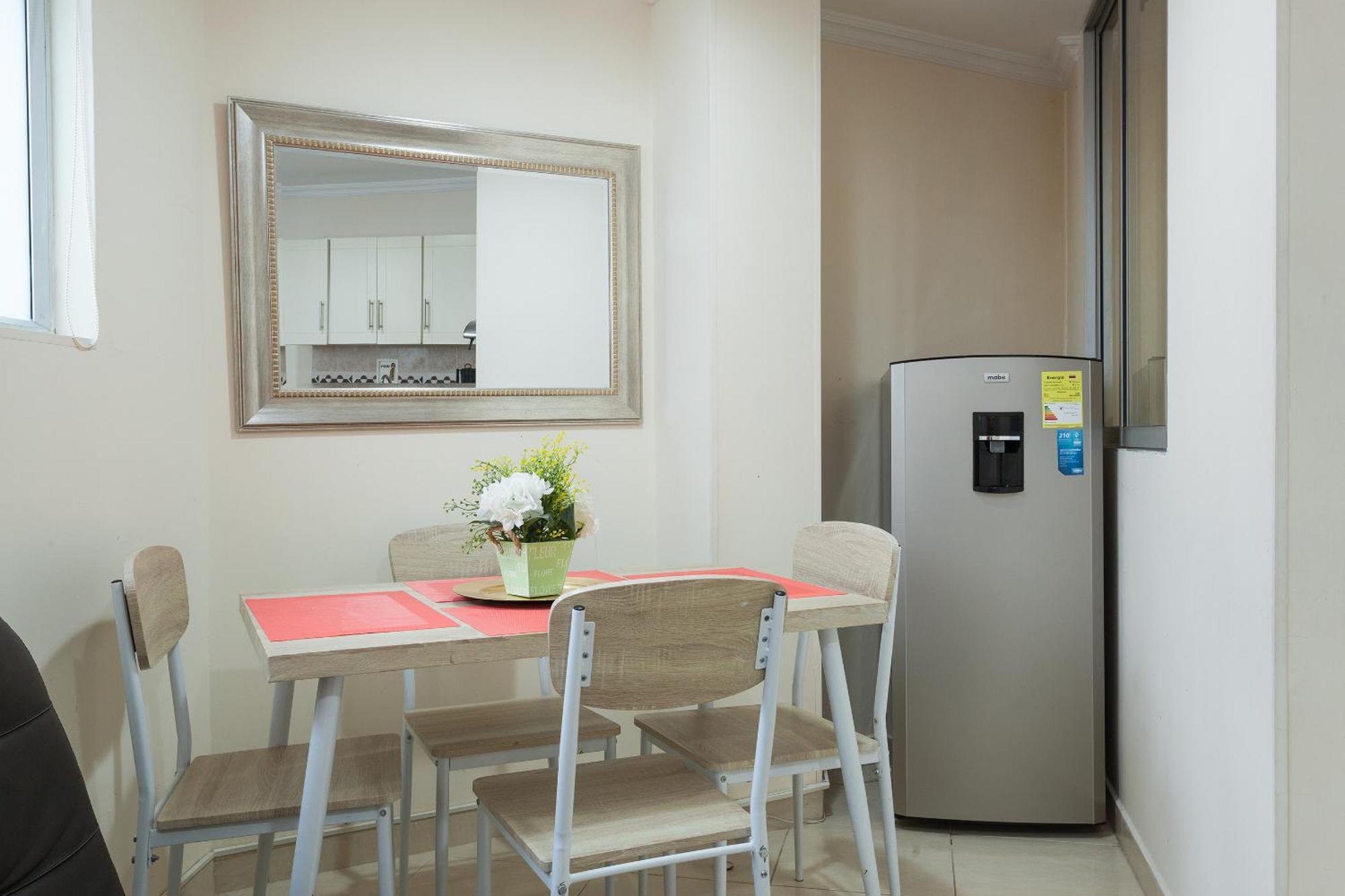Apartamentos Laureles De La 70 Medellín Eksteriør billede