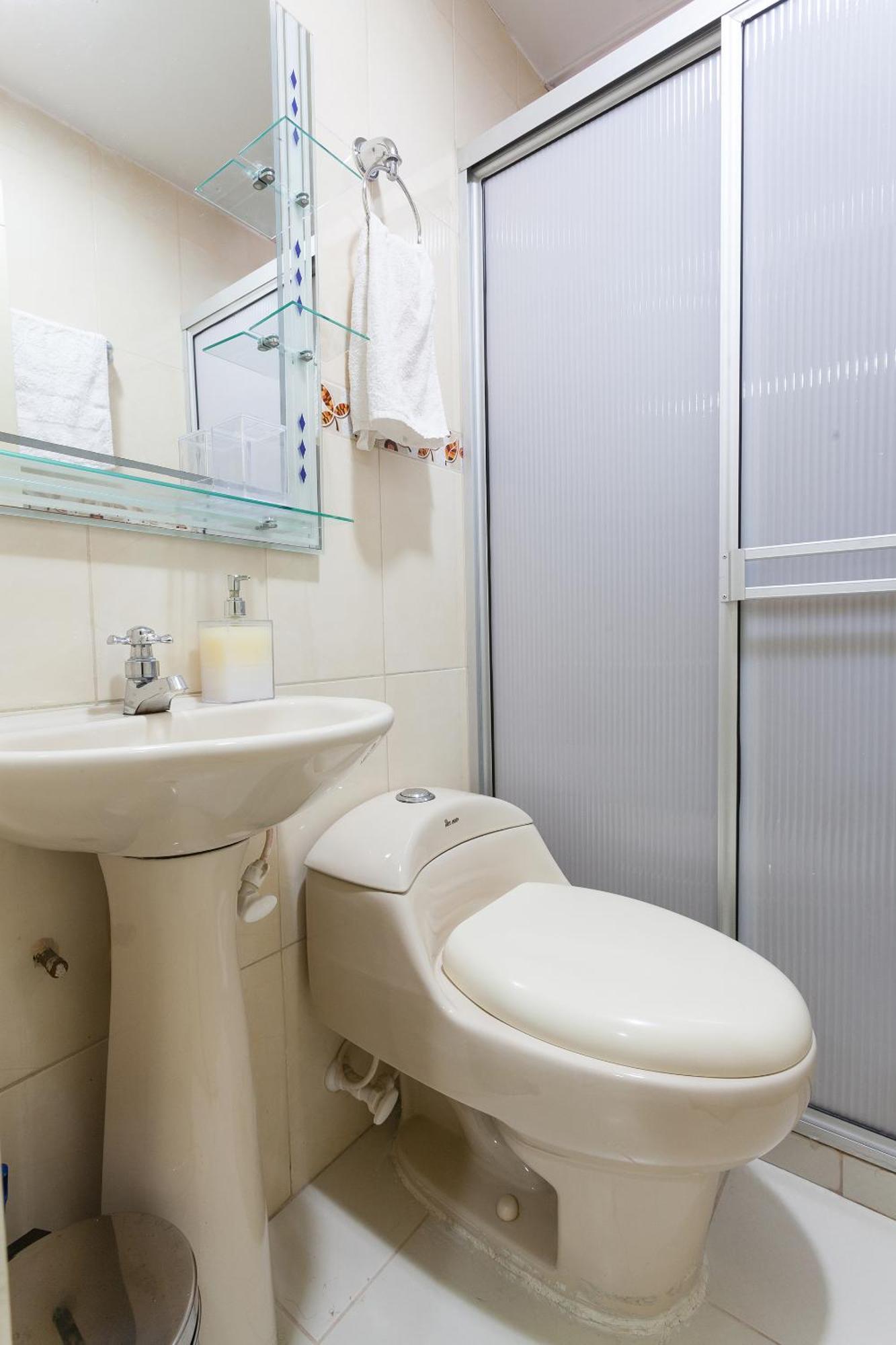 Apartamentos Laureles De La 70 Medellín Eksteriør billede