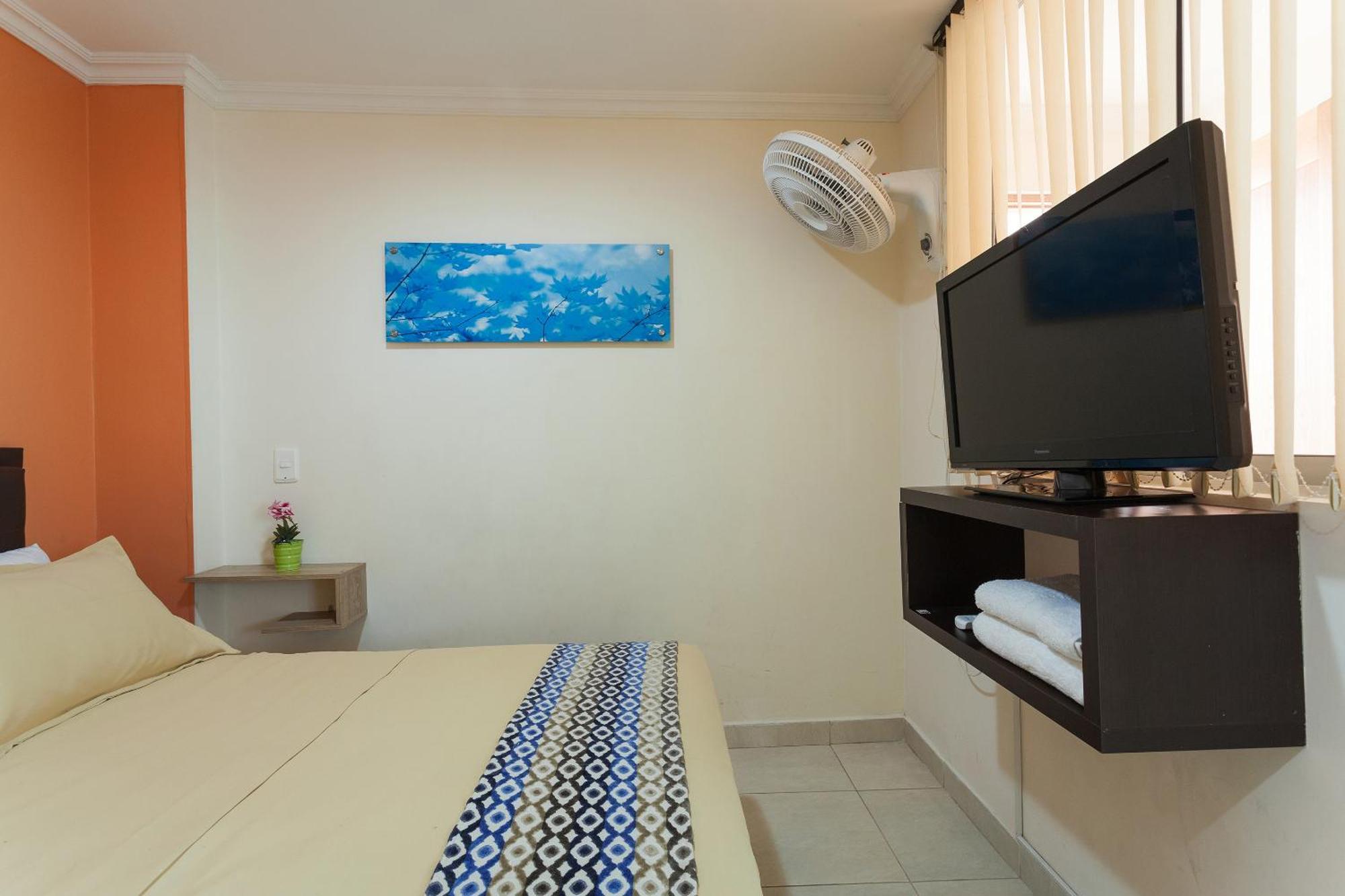 Apartamentos Laureles De La 70 Medellín Eksteriør billede