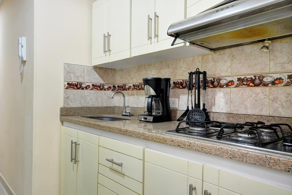 Apartamentos Laureles De La 70 Medellín Eksteriør billede