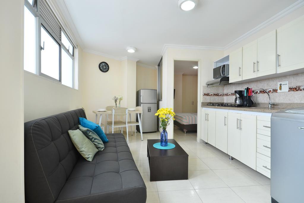 Apartamentos Laureles De La 70 Medellín Eksteriør billede