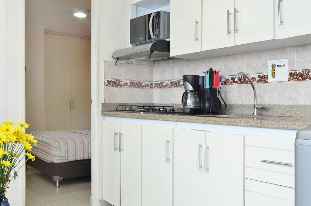 Apartamentos Laureles De La 70 Medellín Eksteriør billede